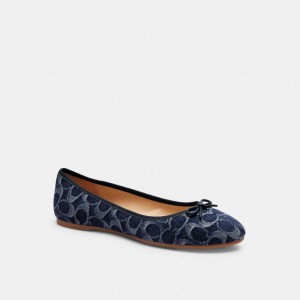 Women Coach Abigail Flat In Signature Denim Denim Loafers Blue | IN_CH33831